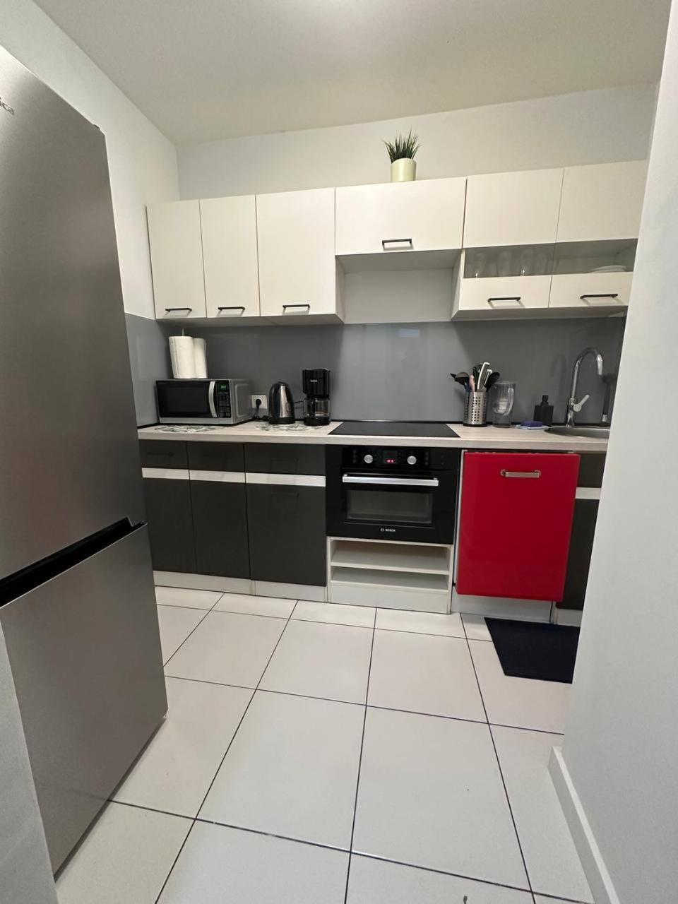 5Centrum Stanislawa Moniuszki10 Wi-Fi 1Gb Sek Warszawa Exteriör bild