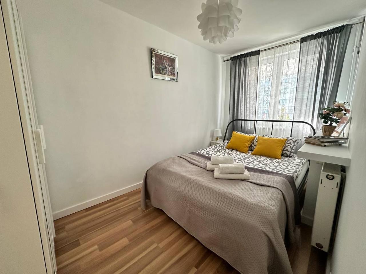 5Centrum Stanislawa Moniuszki10 Wi-Fi 1Gb Sek Warszawa Exteriör bild