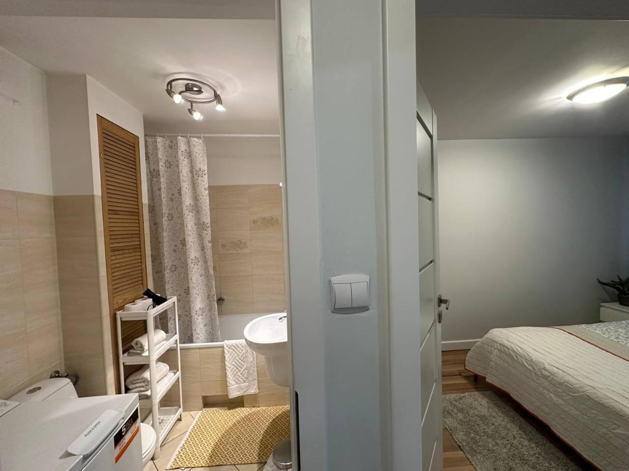 5Centrum Stanislawa Moniuszki10 Wi-Fi 1Gb Sek Warszawa Exteriör bild
