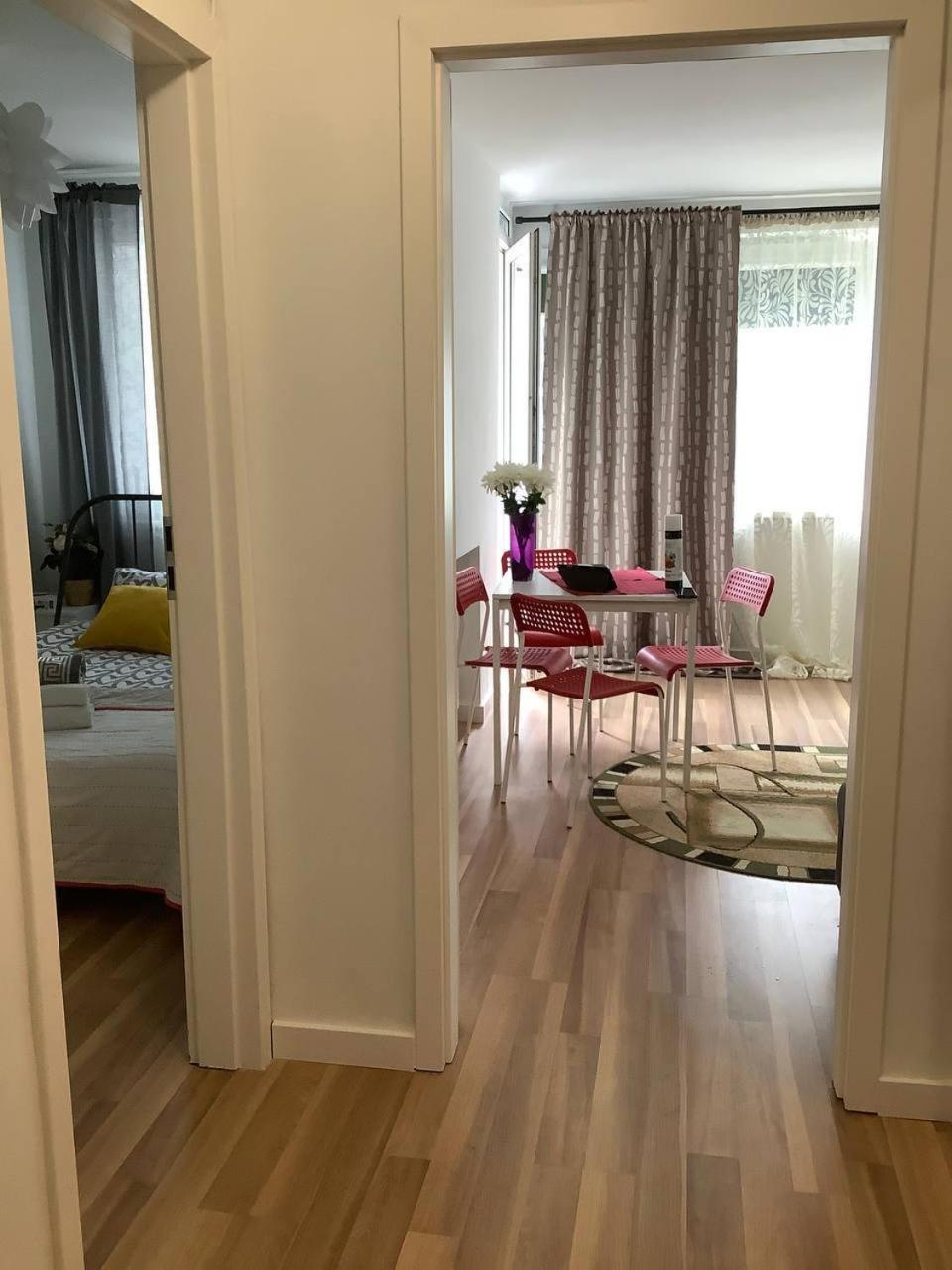5Centrum Stanislawa Moniuszki10 Wi-Fi 1Gb Sek Warszawa Exteriör bild